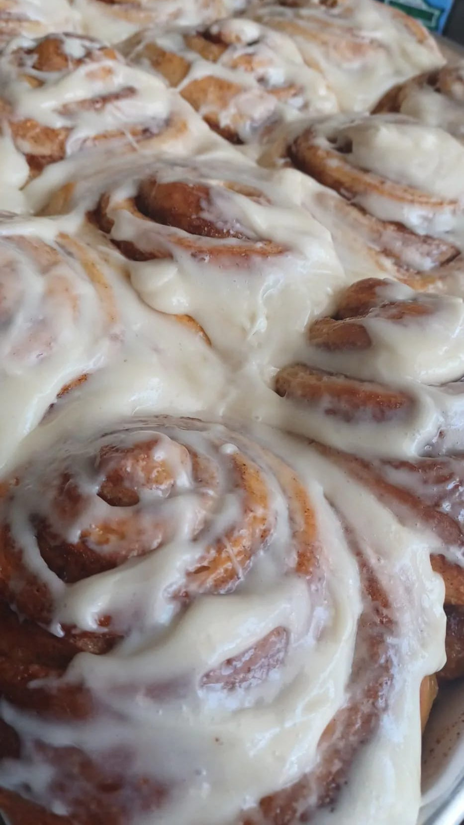 Fresh Cinnamon Rolls with Cream Cheese Icing DELIVERY ONLY