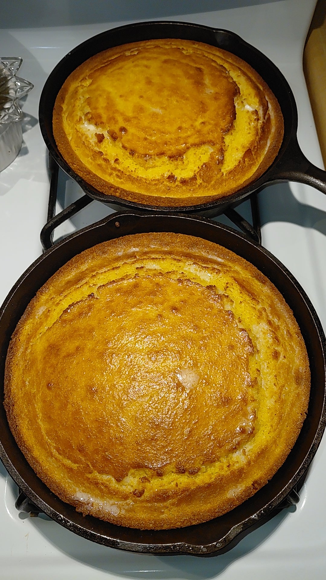 Skillet Cornbread – Butter & Honey Glazed